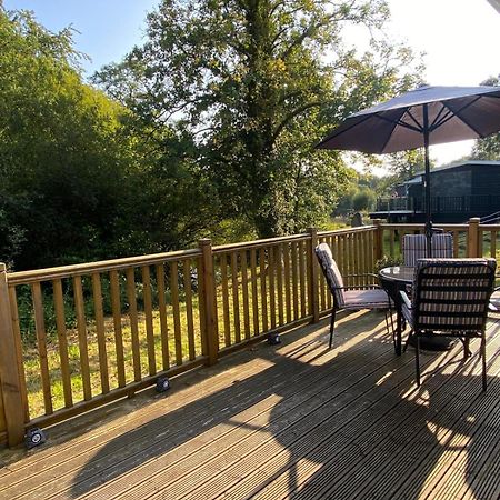 Chalet 64, Lakeside, Glan Gwna Holiday Park Caernarfon Ngoại thất bức ảnh