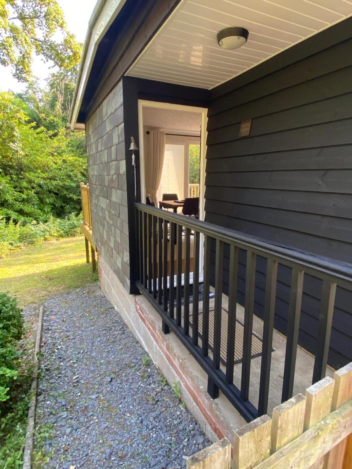 Chalet 64, Lakeside, Glan Gwna Holiday Park Caernarfon Ngoại thất bức ảnh